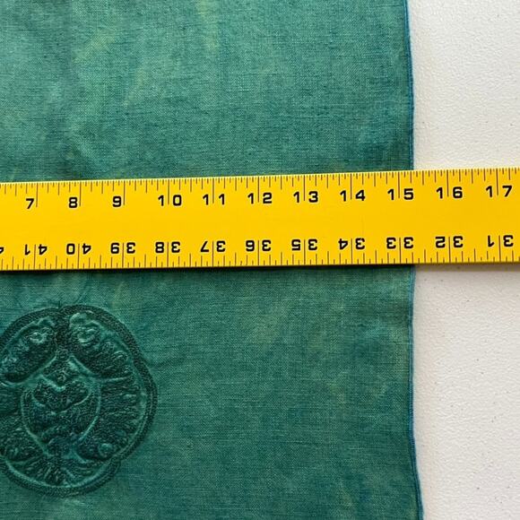 Unbranded Napkins Linen Set of 2 32" x 15.5" Turquoise Embroidered Acid Wash - Picture 9 of 9